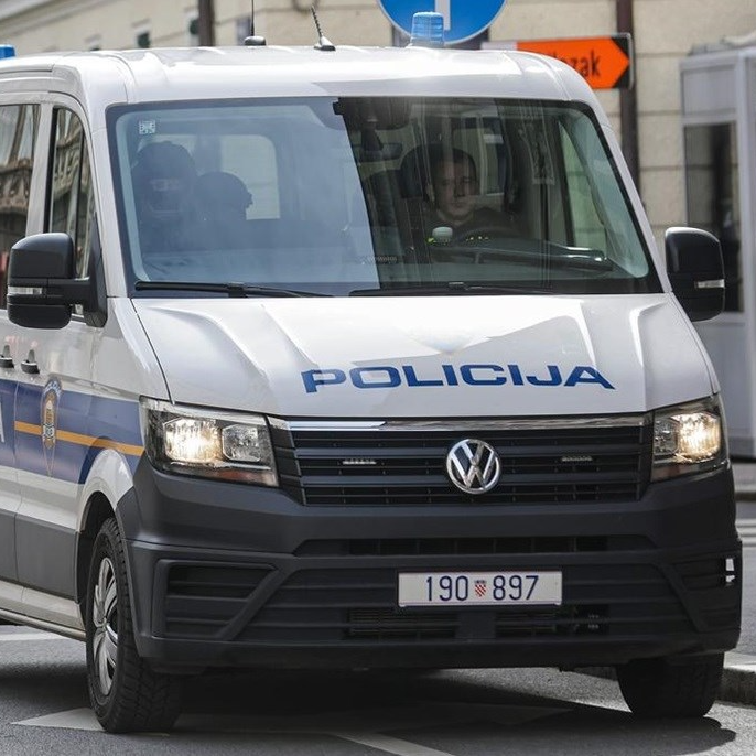 Lažno dojavio o napadu oštrim predmetom u Sv. Ivanu Žabno. Prijeti mu zatvor