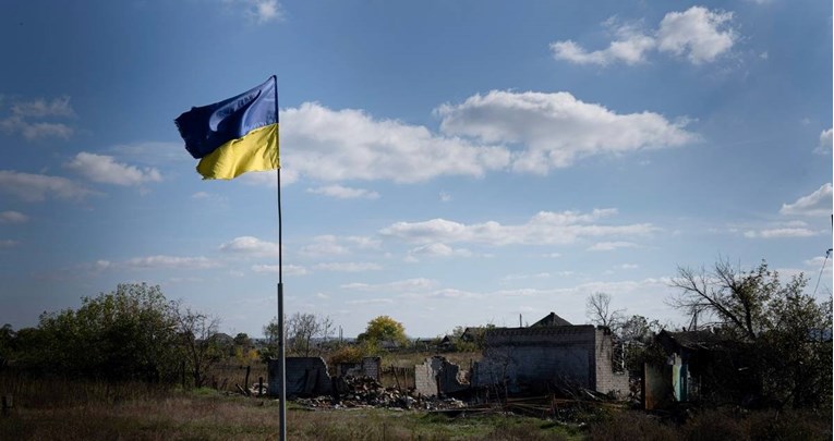Ukrajinci sve bliže Hersonu: "Oko grada podignuti deseci ukrajinskih zastava"