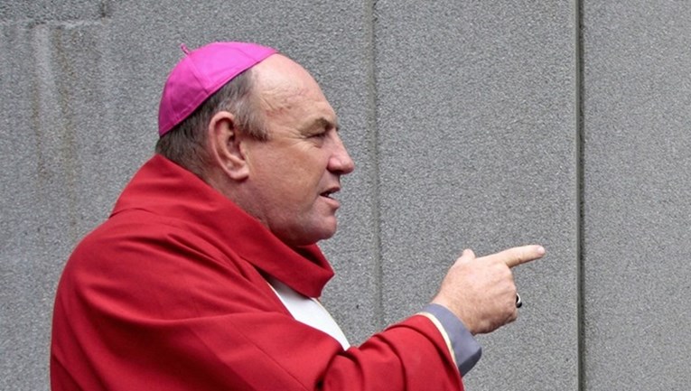 Australski biskup (74) optužen za silovanje i spolno zlostavljanje djece