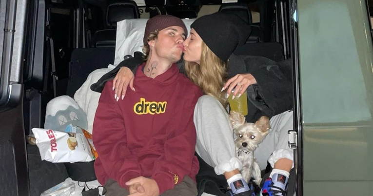 Novi član obitelji Bieber: Justin i Hailey udomili novog psa, evo kako su ga nazvali