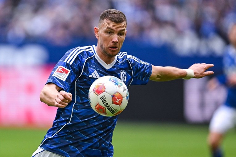 Njemački nogometni savez kaznio Edina Džeku