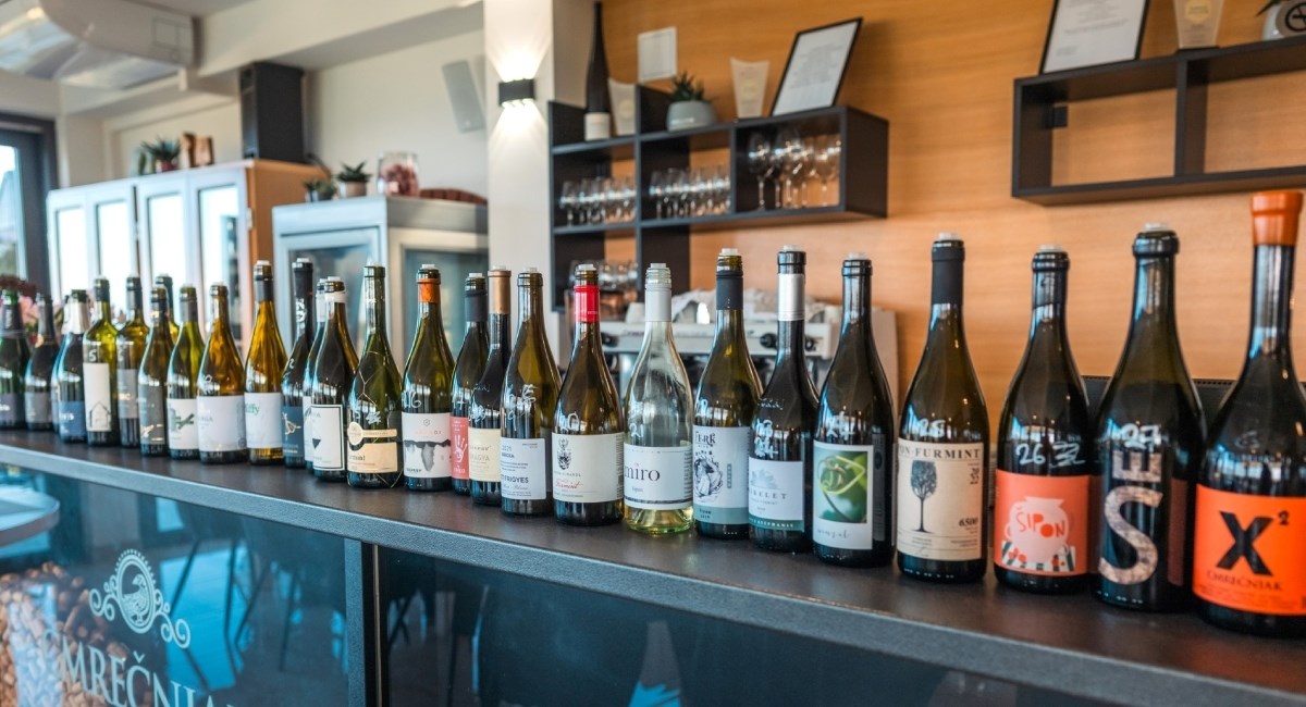 U Međimurju postavljen prvi automat za vino, nudi i vodu, čaše i otvarač