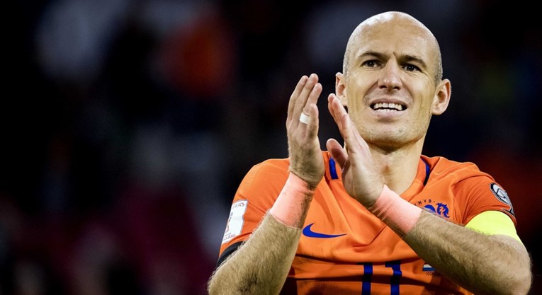 Robben se želi vratiti u reprezentaciju i igrati na Euru, evo što izbornik kaže