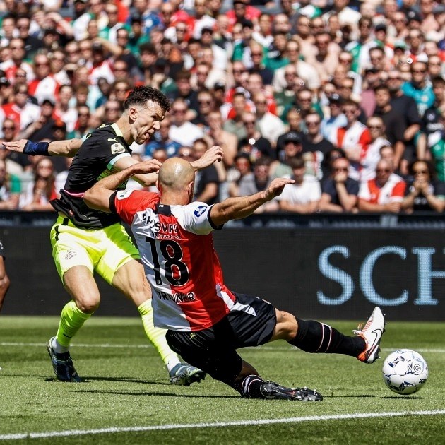 VIDEOPerišić zabio i asistirao za PSV u derbiju