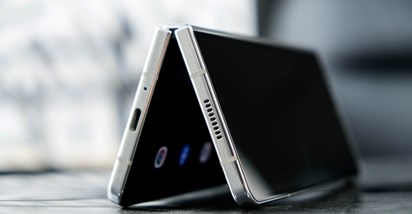 15.9 milijuna sklopivih uređaja isporučeno je 2023., Samsung dominirao