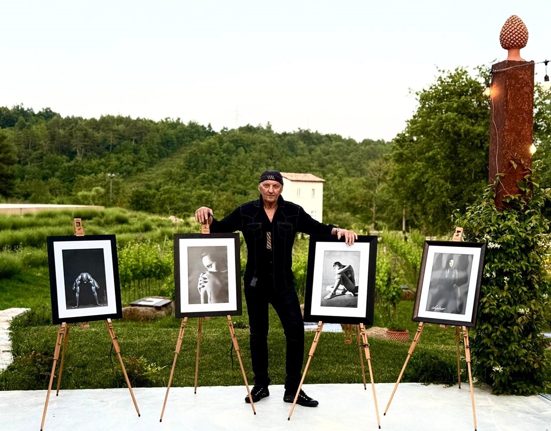 Lupino otvorio izložbu na bajkovitom imanju u Istri, može se pogledati cijelo ljeto