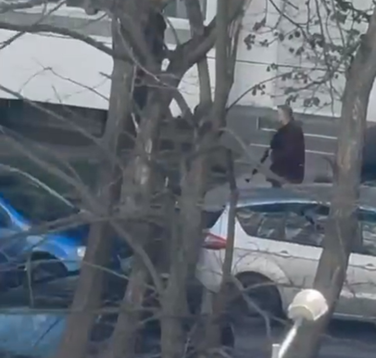 Detalji masakra u Kijevu: Napadač se posvađao sa susjedom i sve snimao diktafonom