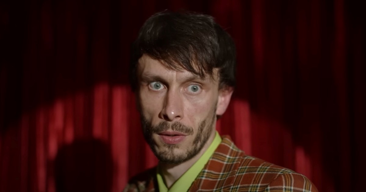 Poruke iz Netflixove hit serije o uhođenju su stvarne, gledatelji su u šoku