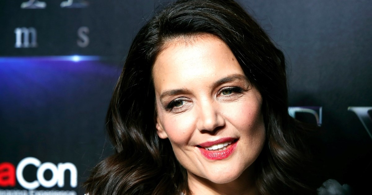 Katie Holmes prošetala novu "it" torbu o kojoj svi pričaju