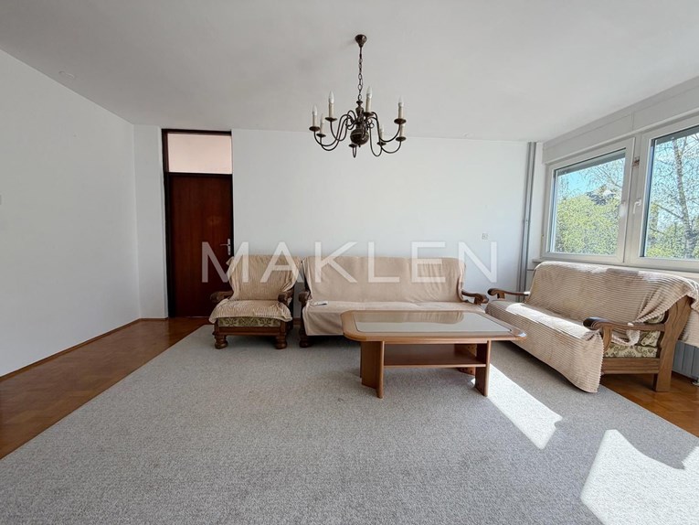 Na Jarunu se prodaje četverosobni stan za 450.000 eura