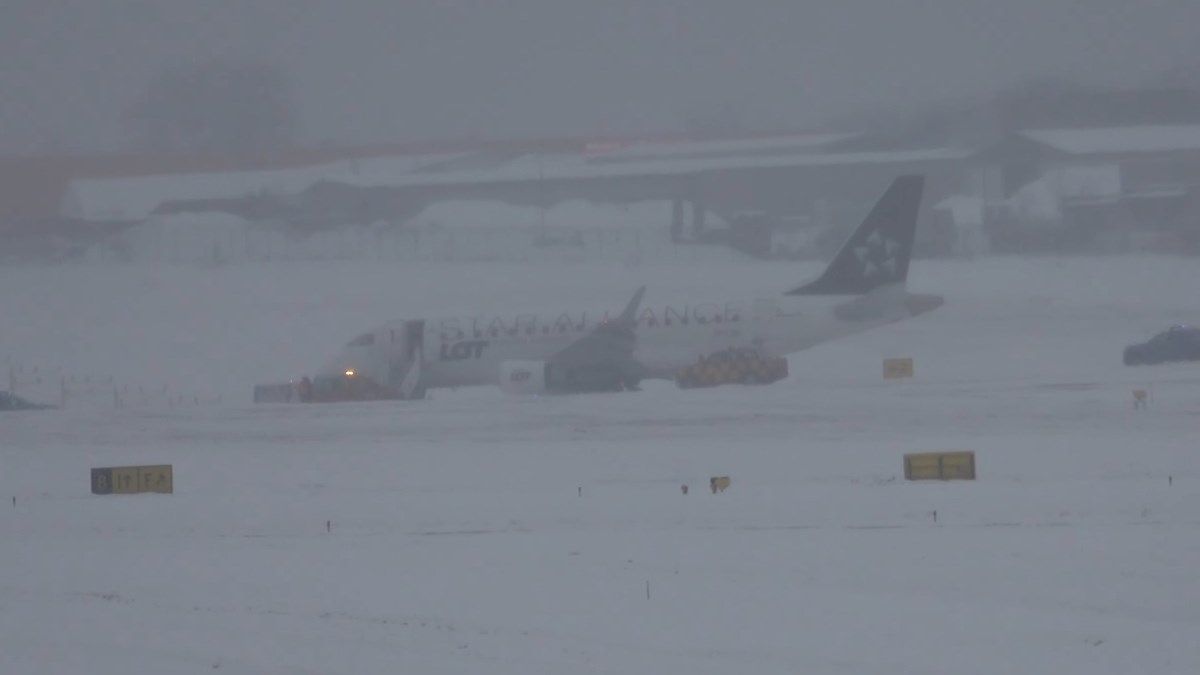 Avion sletio s piste u Litvi