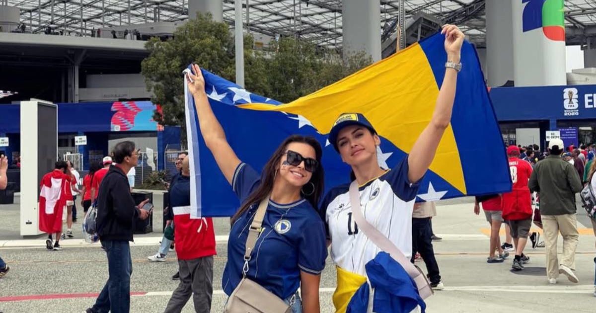 Amra Džeko javila se iz Los Angelesa, pozirala je sa sestrom Samrom