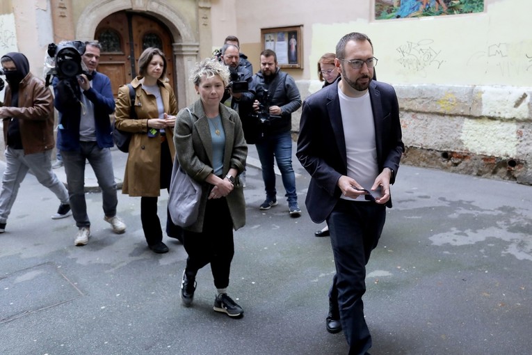 Možemo objavio koliko su oni primili donacija, a koliko Škoro