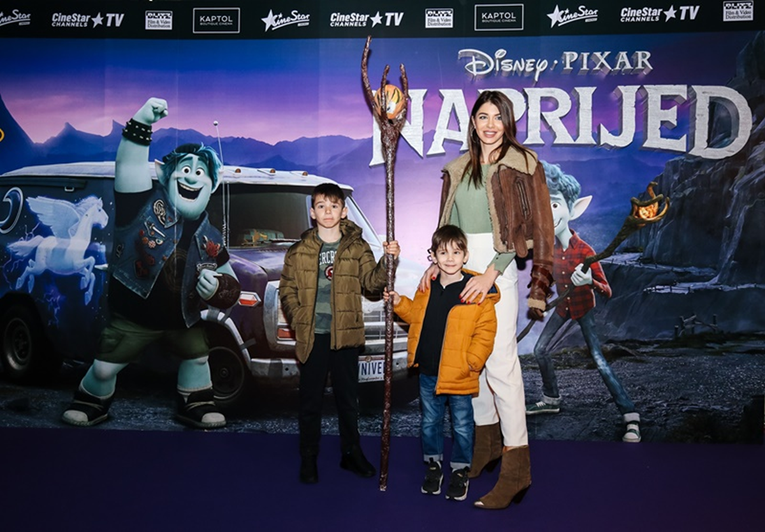 Poznati roditelji i mališani oduševljeni Disney-Pixar uratkom Naprijed