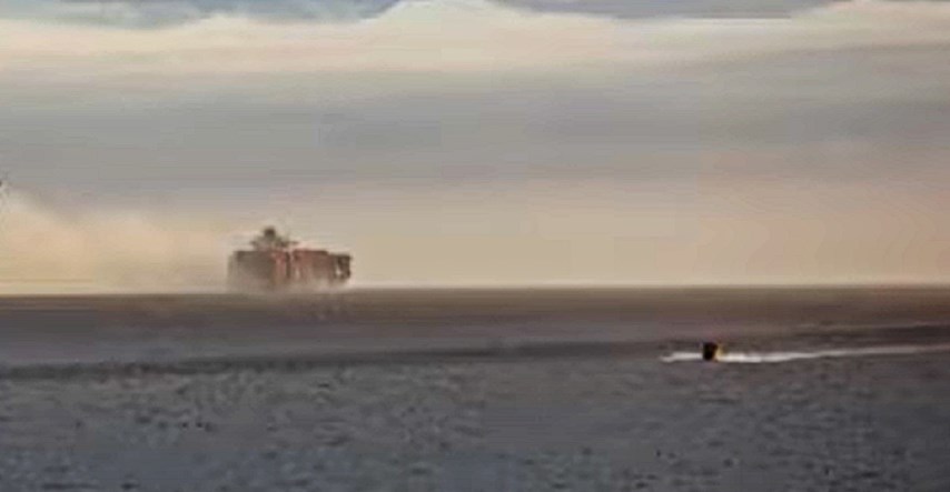 Požar kontejnerskog broda kod Kanade, oslobodio se otrovni plin