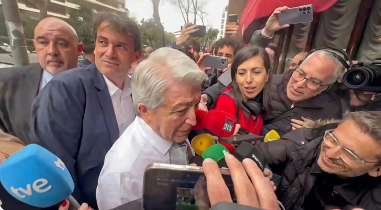 Španjolci umiru od smijeha zbog predsjednika Atletica. Izmišlja imena svojih igrača