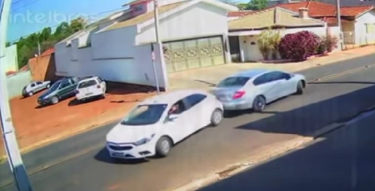 VIDEO Snimka je podijelila internet, tko je kriv za ovu bizarnu nesreću?