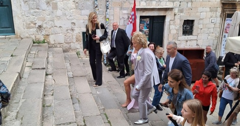 FOTO Rod Stewart stigao na vjenčanje svog sina u Dubrovniku, turisti ga opkolili