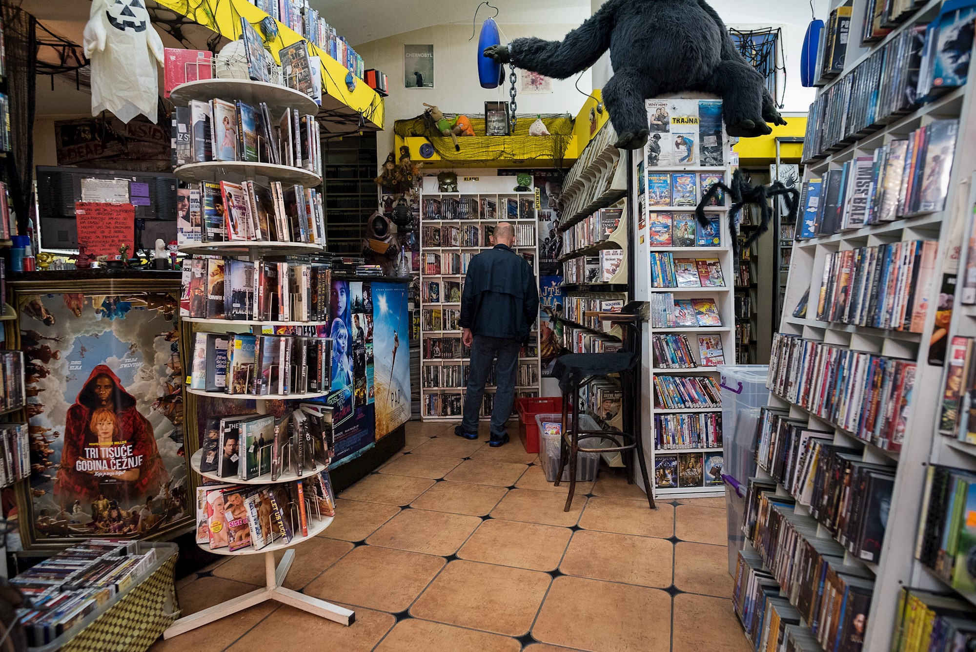 Streaming killed the video star: Kako su propadale videoteke (i postajale birtije)