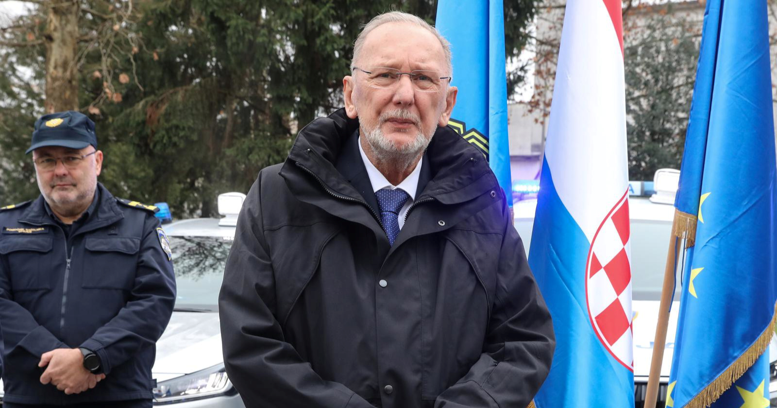 Božinovića pitali o peticiji za zabranu klečavaca: "Ne razmišljam u tom smislu"