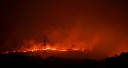 Muškarac poginuo u šumskom požaru u Grčkoj, turisti evakuirani