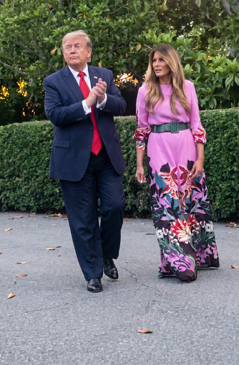 Donald Trump zaplesao prepoznatljivi ples, reakcija Melanije je viralna