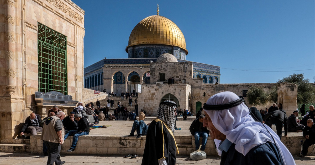 Izraelski doseljenici upali u dvorište Al-Akse za vrijeme ramazana