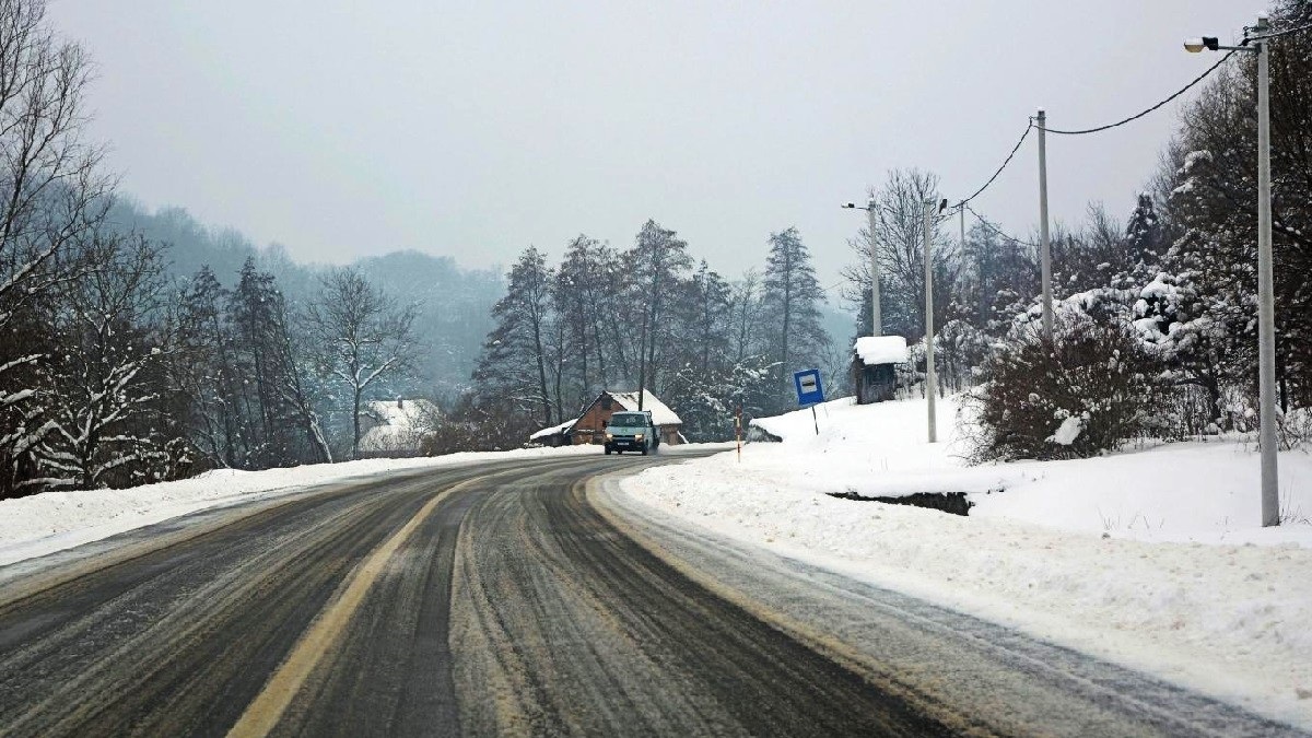 Idete na put? Ne krećite bez zimske opreme