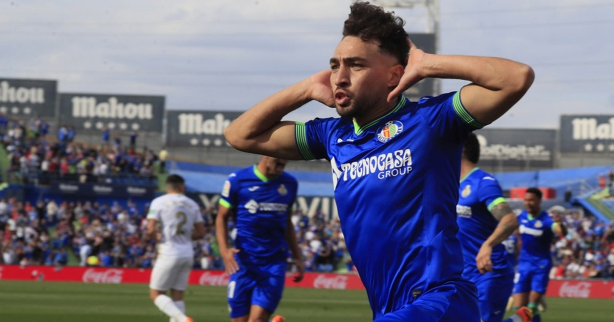 Bivši napadač Barcelone pobjegao iz Irana: Iznad nas su letjeli projektili