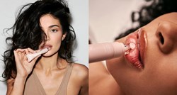 Kylie Jenner ima novi proizvod za usne. Ljudi je kritiziraju: Kopiraš Rhode