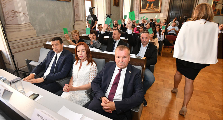 HDZ-u nedostala jedna ruka za većinu u Skupštini Varaždinske županije. Našli su je