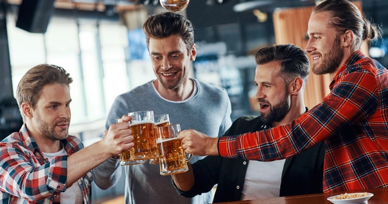 Tata ostavio suprugu i 5-mjesečnu bebu kako bi otišao na putovanje s prijateljima