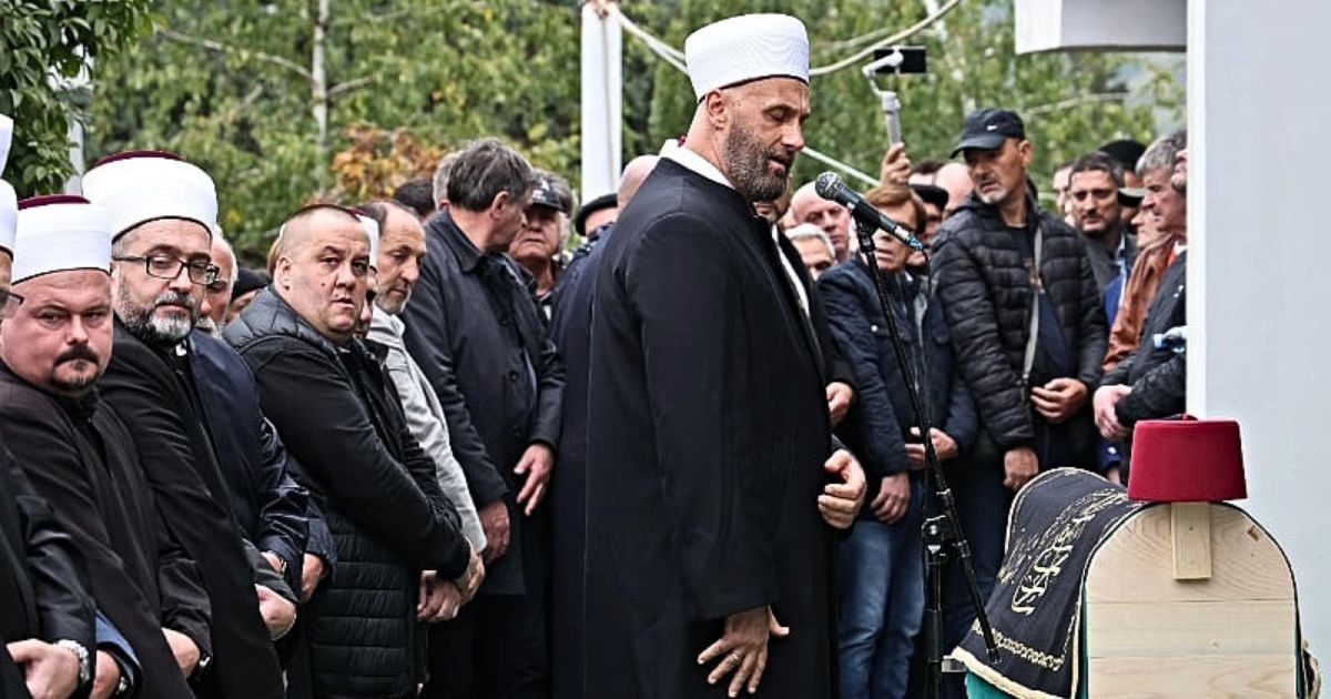 Efendija o Halidu: Armija ljudi je kucala na njegova vrata, svima je otvorio