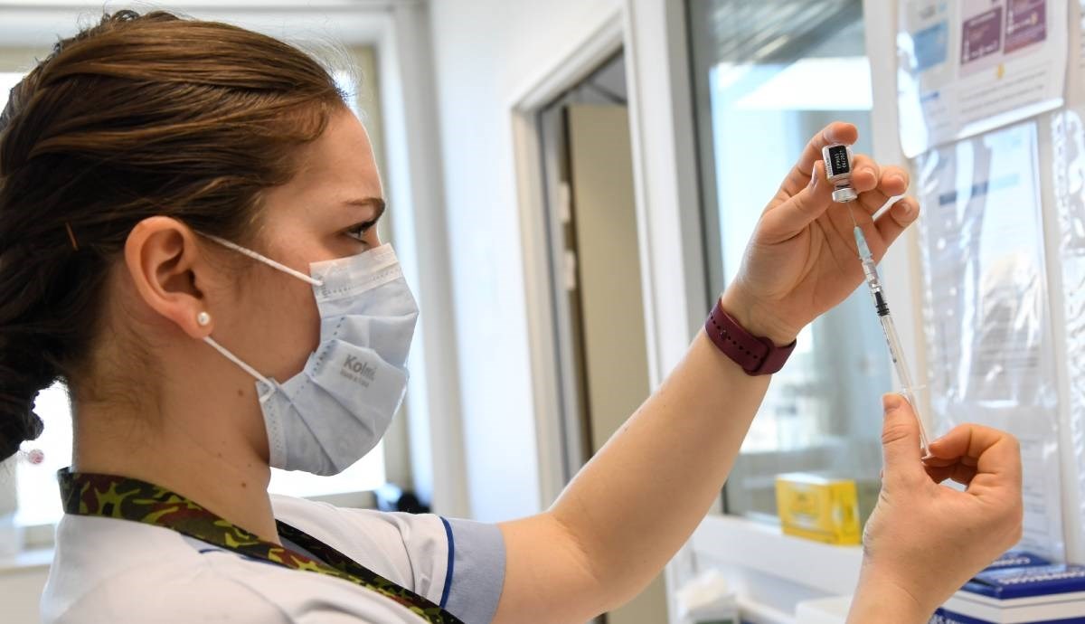 Francuski medicinari bijesni zbog obaveznog cijepljenja: "Prisiljavaju me na to"
