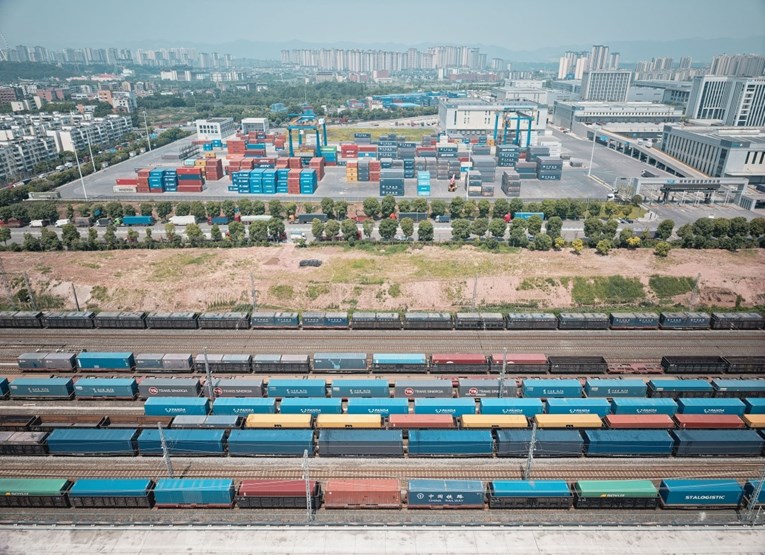 Kina skoro pretekla SAD. Postaje glavni trgovinski partner Njemačke