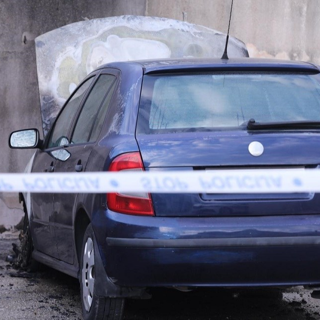 Auto koji je jutros planuo pripada supruzi Solinjanina povezanog s podzemljem