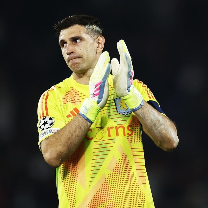 Emiliano Martinez pred neočekivanim transferom u Manchester United?