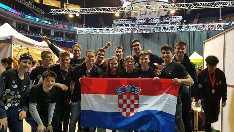 Riječki gimnazijalci i ove godine idu na prestižno natjecanje u Ameriku. Treba im pomoć