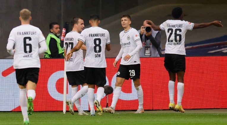 Eintracht deklasirao Alonsov Leverkusen. Jakić opet na novoj poziciji