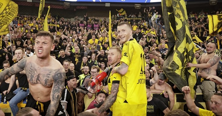 Pogledajte kako Reus u ekstazi vodi navijanje nakon prolaska u finale Lige prvaka