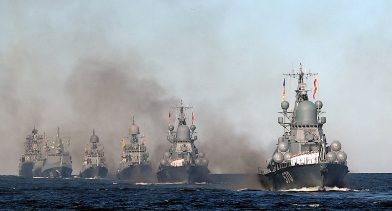Ruska mornarica uoči dolaska američkih brodova provodi vojne vježbe u Crnom moru