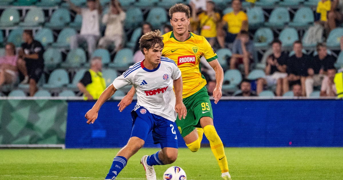 Hajduk se provukao