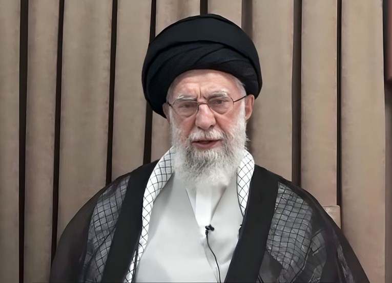 Gdje je iranski ajatolah? Nije viđen tjedan dana, zemljom se širi uznemirenost