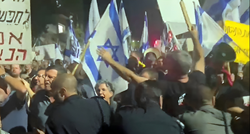 VIDEO Izraelci prosvjedovali pred Netanyahuovom kućom. "Zatvor odmah"
