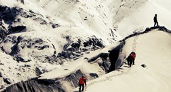 I dalje traje potraga za alpinistima na planini K2, nestali su 300 metara prije vrha