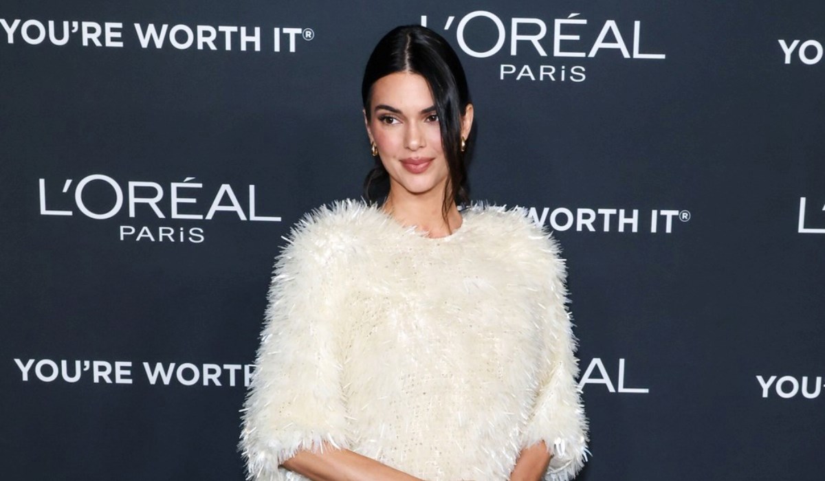 Kendall Jenner izgledala top u eksperimentalnom izdanju