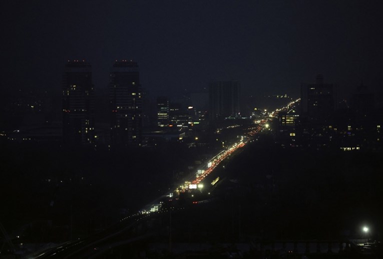 Milijuni Ukrajinaca bez struje nakon žestokih ruskih noćnih napada