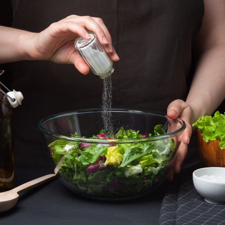 Presolili ste jelo? Nemojte ga bacati, znamo par načina kako ga spasiti