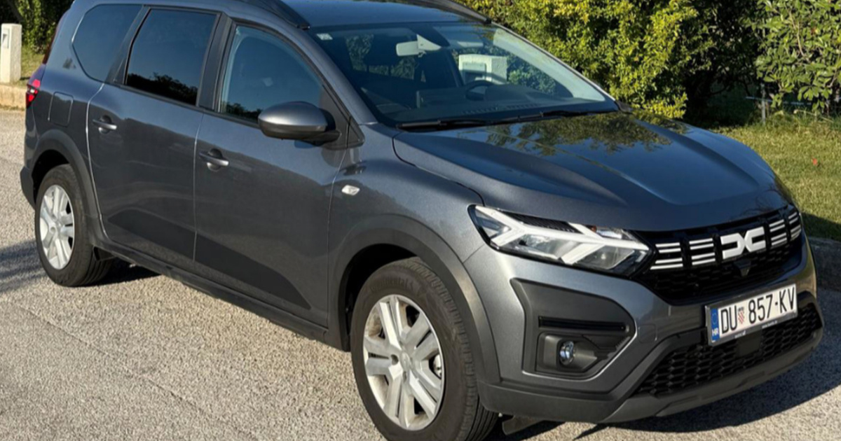 Tražite obiteljski auto? Prodaje se Dacia Jogger iz 2024., registriran je do 2027.