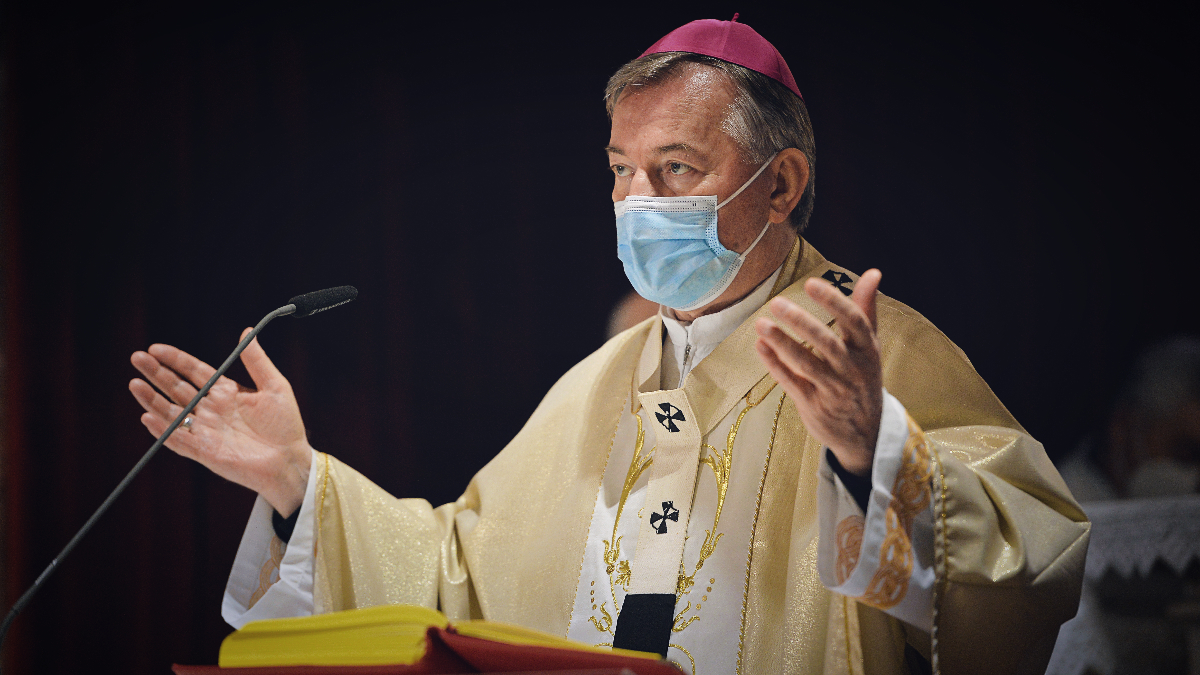 Nadbiskup Barišić: Riječ pandemija najbolje pristaje uz događaj rođenja Spasitelja